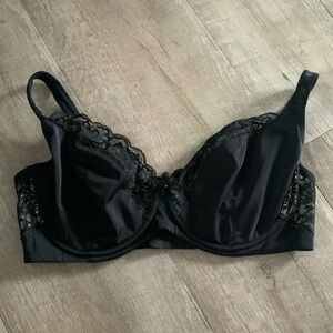 Black Lace Underwire Sexy Bra Size 40DDD